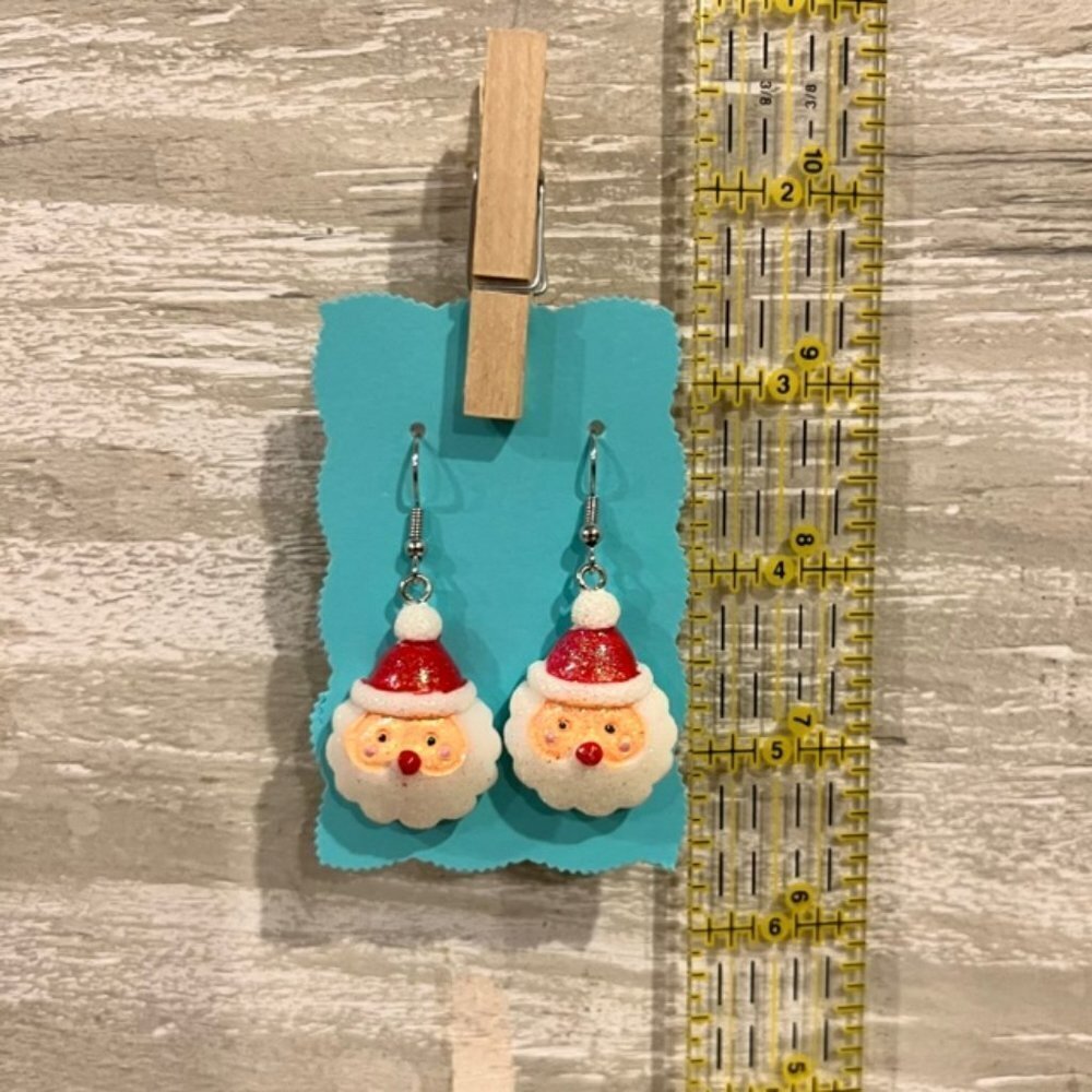 New Sparkling Santa Christmas Hanging Earrings - Picture 2 of 4